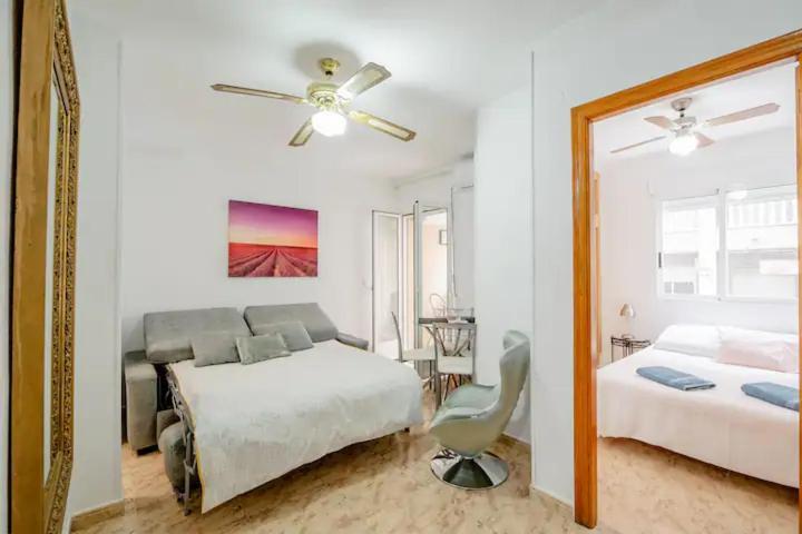 Apartamento Inteiro Acolhedor Perto Da Praia Torrevieja Eksteriør billede